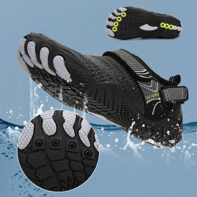 New Kids Beach Aqua Shoes Boys Girls Barefoot Water Shoes Outdoor Children Quick-Dry Drainage Swim Sandals Surf Wading Sneakers