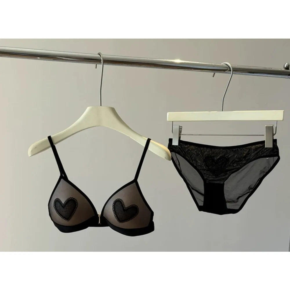 Women Red Bridal Wireless Bra, Front Buckle Beauty Back Thin Cup Heart Pattern Underwear For Wedding Zodiac Lucky Year 32-38 Set