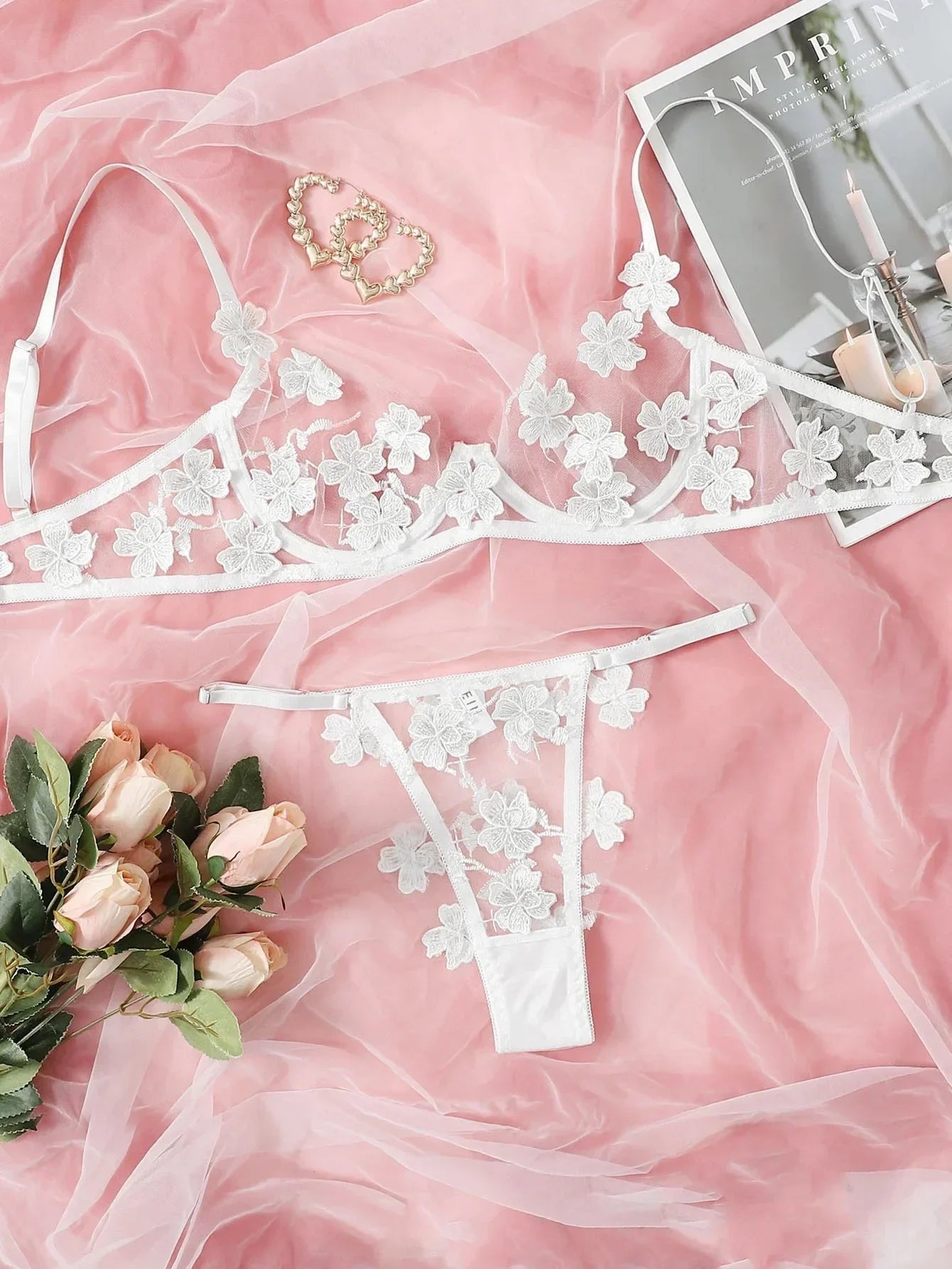 Toucheart Sexy Lingerie Set Transparent Feminine Sweet Mesh Embroidered Lace Bra Flower Applique Transparent Lingerie Women Kit