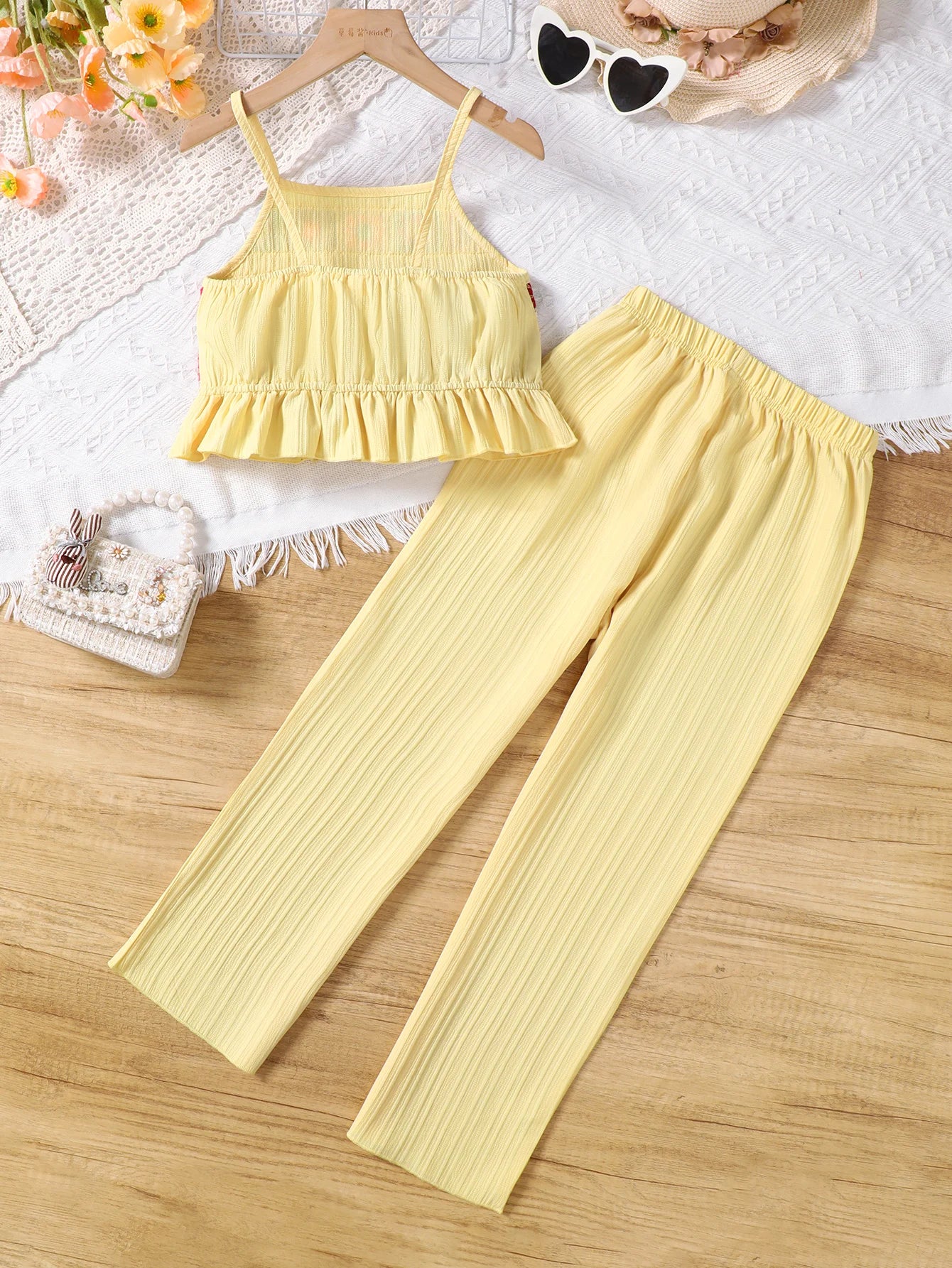 Girls 2-Piece Set Summer Fashion Floral Decorated Short Ruffle Shoulder Tank Top And Straight Leg Pants Casual Wear