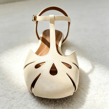 Fashion Hollow Cage-style Flat Sandals for Women Unique T-tied Ankle Strap Buckle Designer Shoes Roman-style Gladiator Sandals