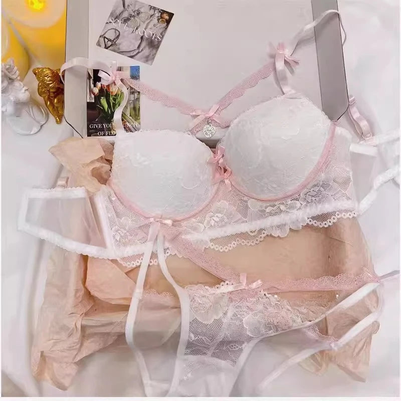 MOYISU Kawaii Heart Bra Set, Purple Lace Lingerie Sexy Pure Design, Push Up Bralette Sml Boobs Fashion Outerwear Statement Piece