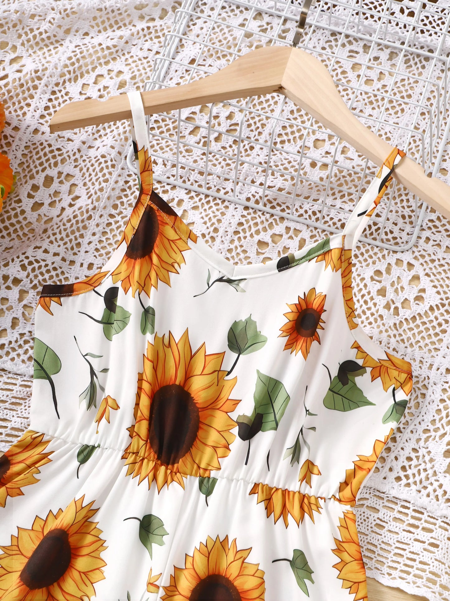 Girls Casual Sunflower Pattern Romper Summer Children's Fashion Comfortable Versatile Outdoor Scene Suitable Holiday Outfit