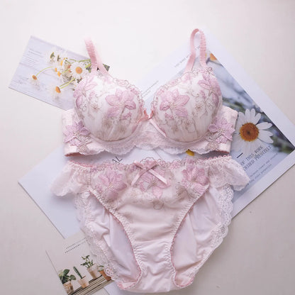 Japanese-style sweet lingerie set, thin embroidered shallow cup disc type 2 bra set