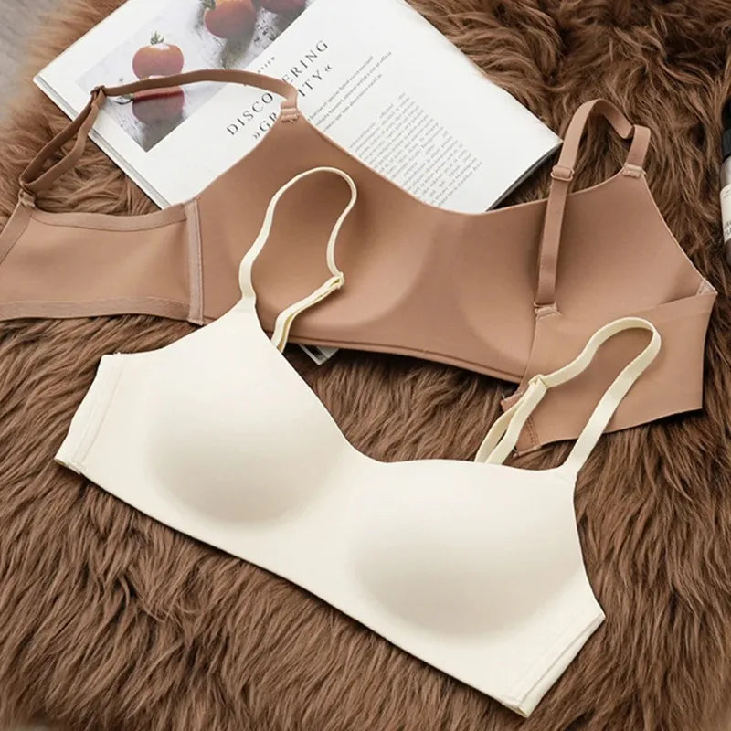 Soft Support Seamless Underwear Comfortable Gathering No Steel Ring Collection Light Thin Breathable Bra Style