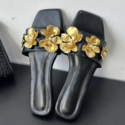 Luxury Metallic Flower Embellished Slippers Women Sexy Open Toe Flat Sandals Fashion Comfort Beach Sandals Zapatos Para Mujer