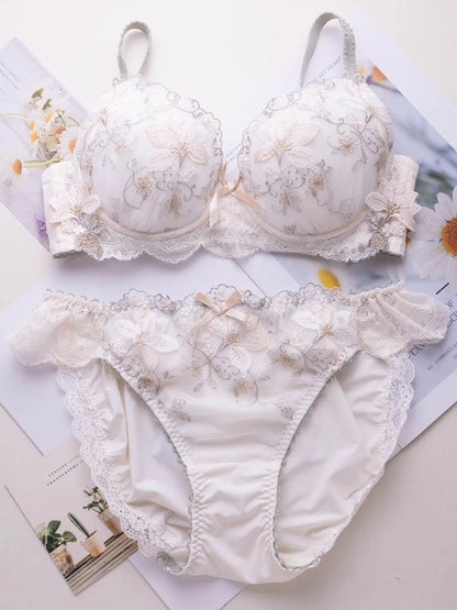 Japanese-style sweet lingerie set, thin embroidered shallow cup disc type 2 bra set