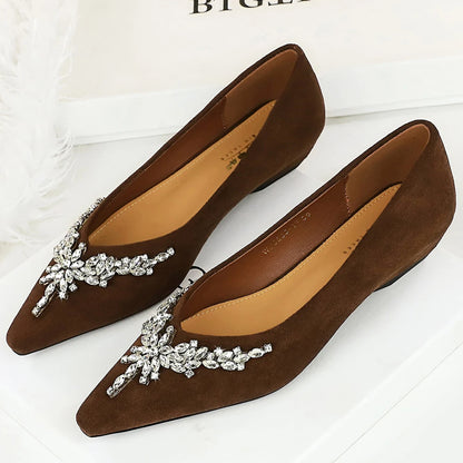 BIGTREE Shoes Rhinestone Chain Decoration Low Heeled Women's Shoes Suede Wedge Heel Shoes Pointed Tip Retro Wedges Ladies Shoes
