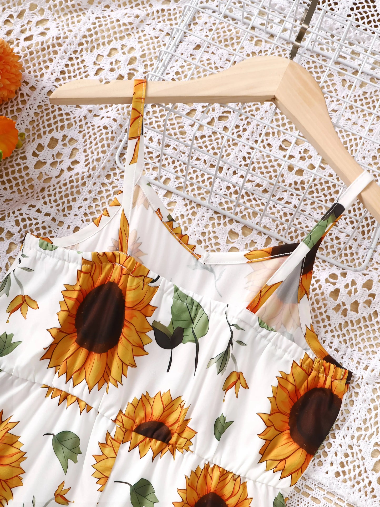 Girls Casual Sunflower Pattern Romper Summer Children's Fashion Comfortable Versatile Outdoor Scene Suitable Holiday Outfit