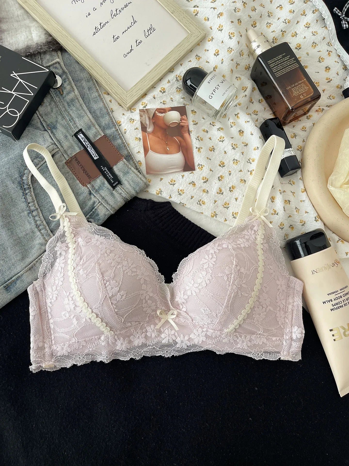 Lace lingerie for women wireless push-up bra for small breasts enhances cleavage & lifts side support to gather underarm fat