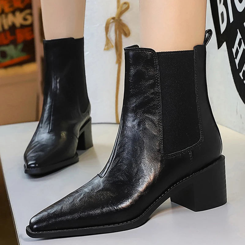 2026 New Women Chunky Heel Chelsea Boots Leather Shoes Pointed Women's Ankle Boots Fashion Women Short Boots Autumn Winter Boots