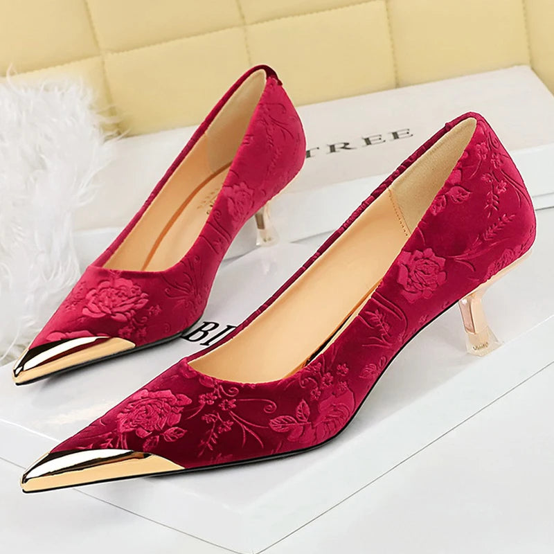 BIGTREE Shoes Women 4 Cm Heels Flower Embossing Women Pumps Metal Pointed Tip Middle Heel Shoes Stilettos Elegant Banquet Shoes