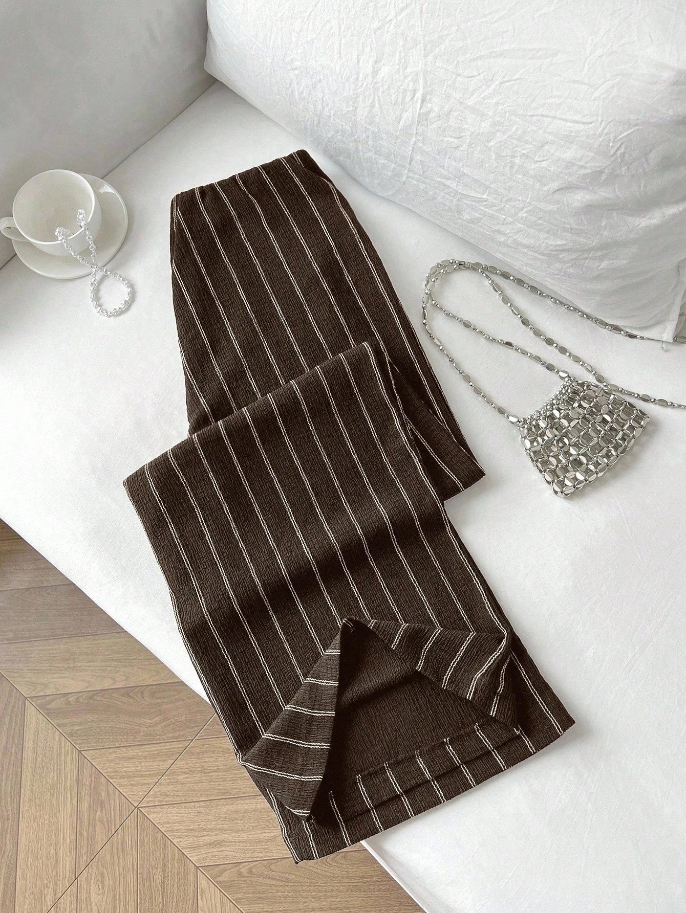 Women's High Waist Striped Wide Leg Pants, Anti-Wrinkle Fabric, Elegant Vertical Stripe Design, Casual Office Commute Essential