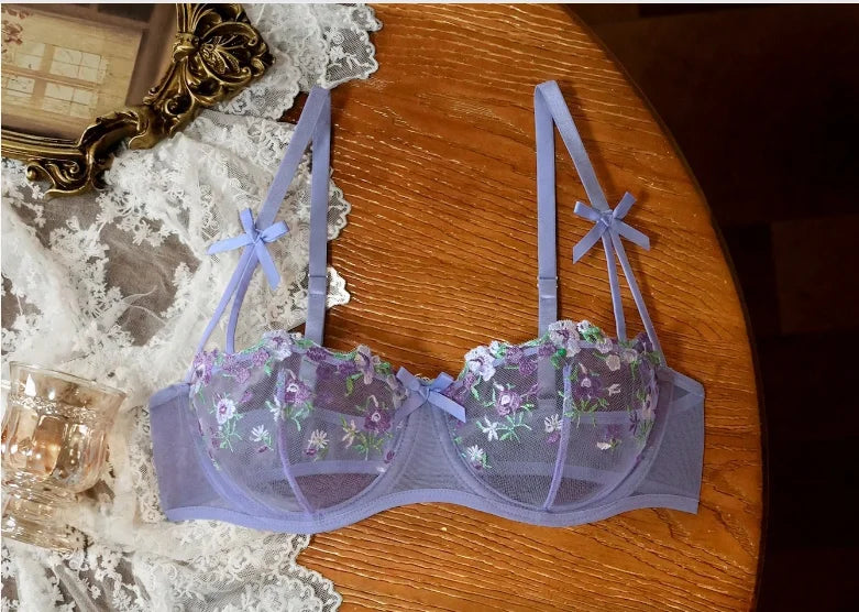 French-style floral embroidery lace lingerie set,sexy and pure desire sheer bra support,Valentine's Day party