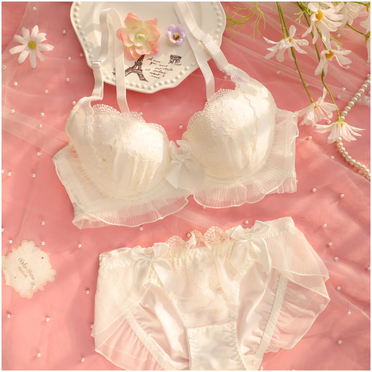 Embroidery thin section ruffled underwear girls sweet and lovely lingerie breifs sets three buckle gathered ladies bra set