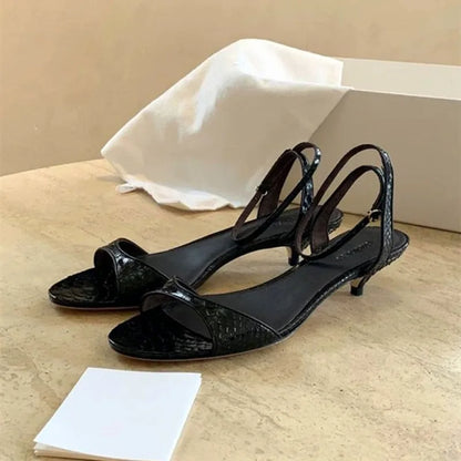 Concise Kitten Heel Ankle Strap Buckle Sandals Women Sexy Peep Toe Low Heel Elegant Leather Pattern Design Party Wedding Shoes