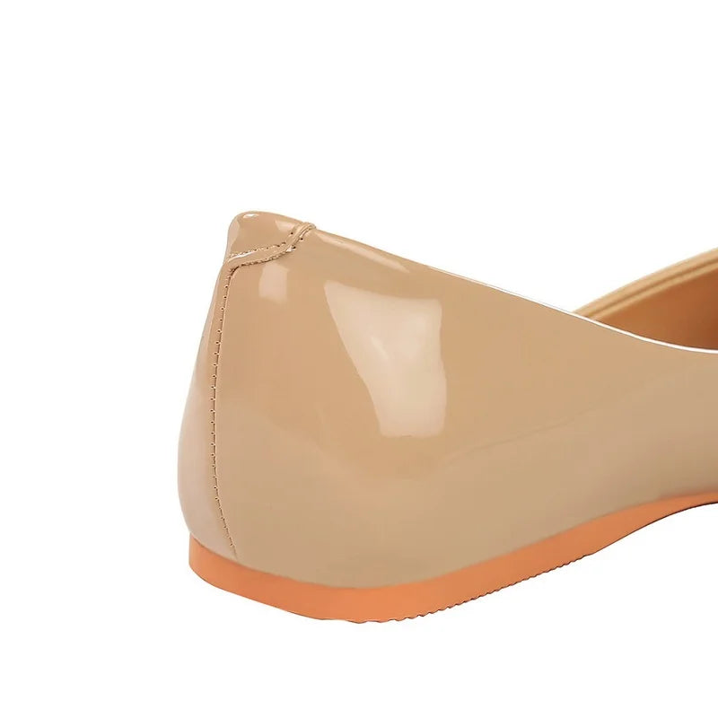 Luxury Metal Buckle Women Flats Lady Sexy Evening Party Shoes Patent Leather Flat Shoes Women Sharp Pointed Flat Heel Shoes 2026