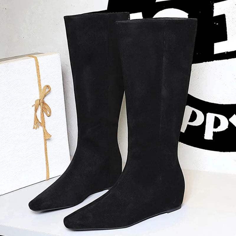 Fashion Women Knee-high Boots Rear Zipper Design High Boots Wedges Long Boots Autumn Winter Shoes Suede Square Head Women Boots