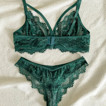 Women's Lingerie & Underwear， Eyelash Sxy Fancy Lace Strapping Underwire Bra &  Brazilian Panties ， Sexy Style