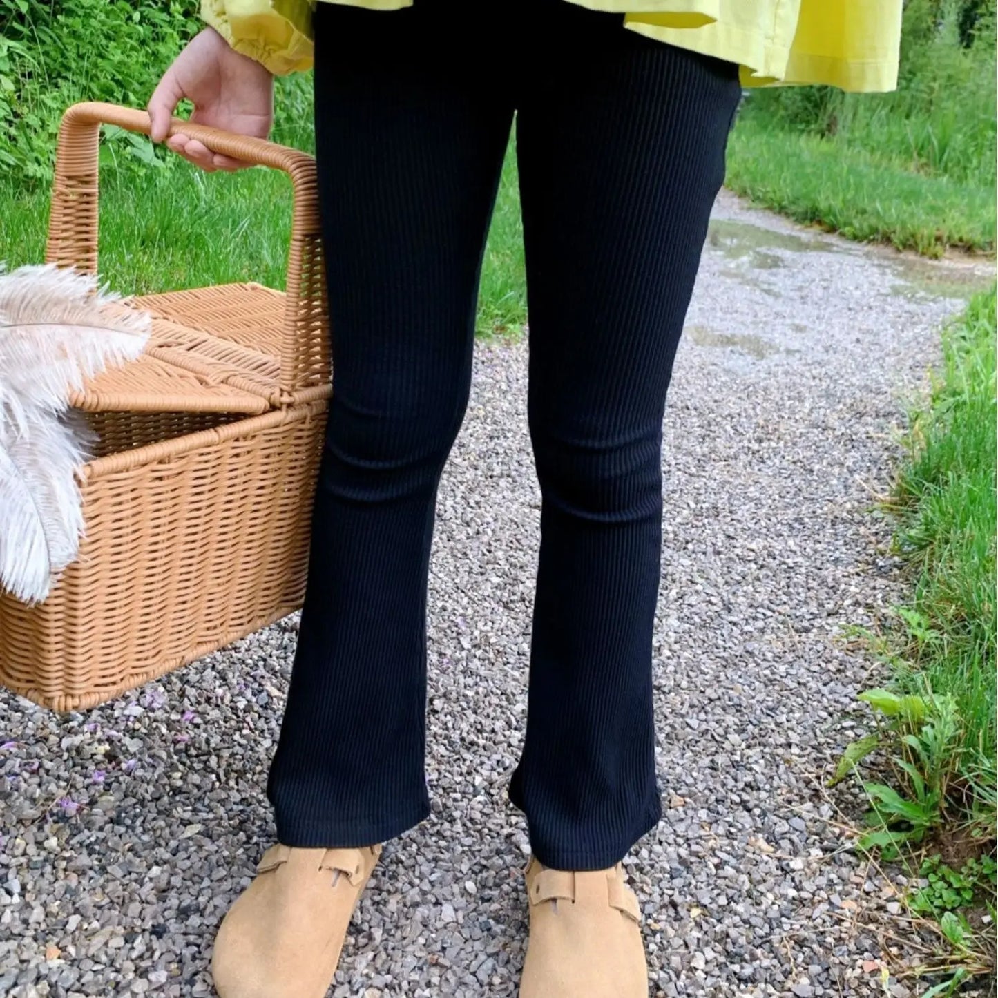 2026 Spring Summer Korean Slim Fit Girls' Flared Pants Stylish Long Pants for Toddler Girls Breathable Cotton Leggings