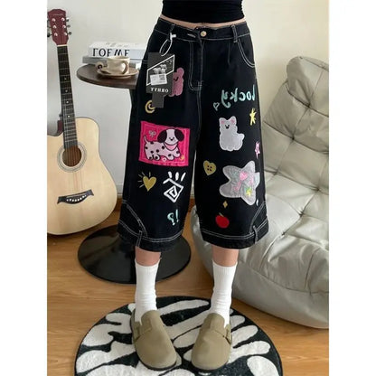 New Summer Cartoon Embroidery Patch Women Casual Loose Medium Pants Harajuku Gothic Black Men and Women Shorts