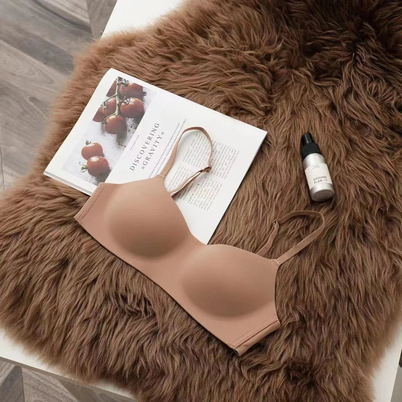 Soft Support Seamless Underwear Comfortable Gathering No Steel Ring Collection Light Thin Breathable Bra Style