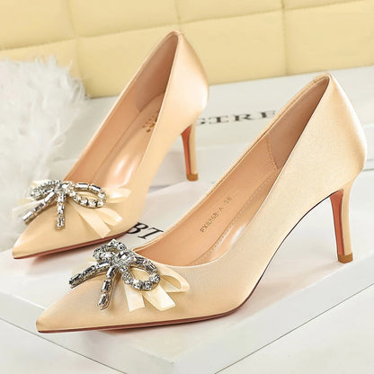 Luxury Women Pumps Rhinestone Bowknot High Heels Luxury Banquet Shoes Stiletto 7 cm 10 cm Heels Sexy Party Shoes Silks Satins