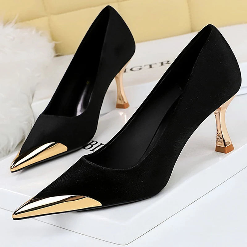 Women 7 Cm Heels Metal Pointed Women Pumps Fashion Kitten Heels Sexy Party Shoes Women Suede Lady Heels Luxury Wedding Shoes