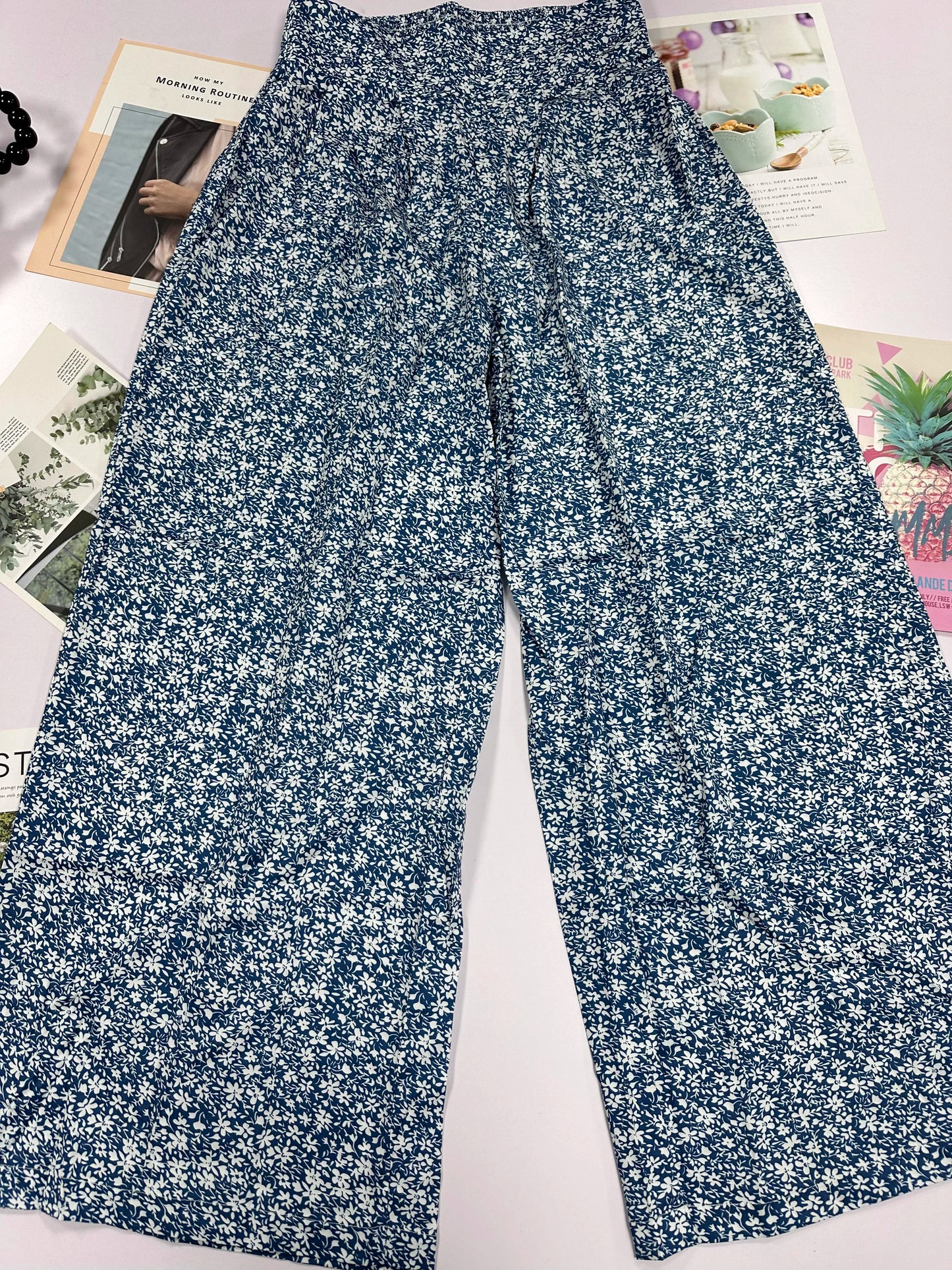 2024 New Red Green Blue Black Floral High-Waisted Bell-Bottoms Pants Loose and Comfortable Slim Ladies Design Feeling Pants