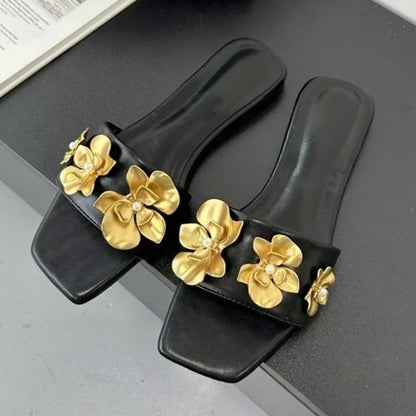 Luxury Metallic Flower Embellished Slippers Women Sexy Open Toe Flat Sandals Fashion Comfort Beach Sandals Zapatos Para Mujer
