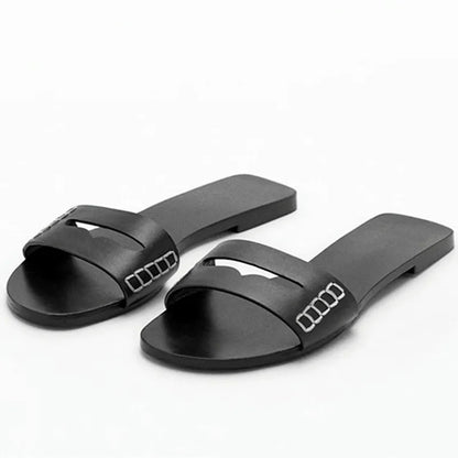 Concise Style Flat Sandals Women Light Comfortable Women Slippers 2026 Summer New Designer Flip Flops Soft Leather Beach Shoes