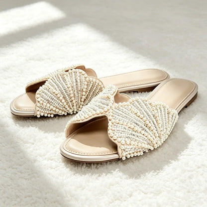 Luxury Faux Pearl Detail Women Slippers Novelty Shiny Appliques Design Flat Sandals for Ladies Summer Comfortable Women's Shoes