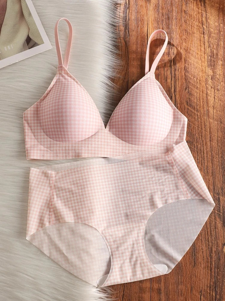 Everyday Wireless Bra for Set Women Seamless Cool Summer Bralette Thin Push Up Gather Small Chest Breathable T-Shirt Bra MOYISU