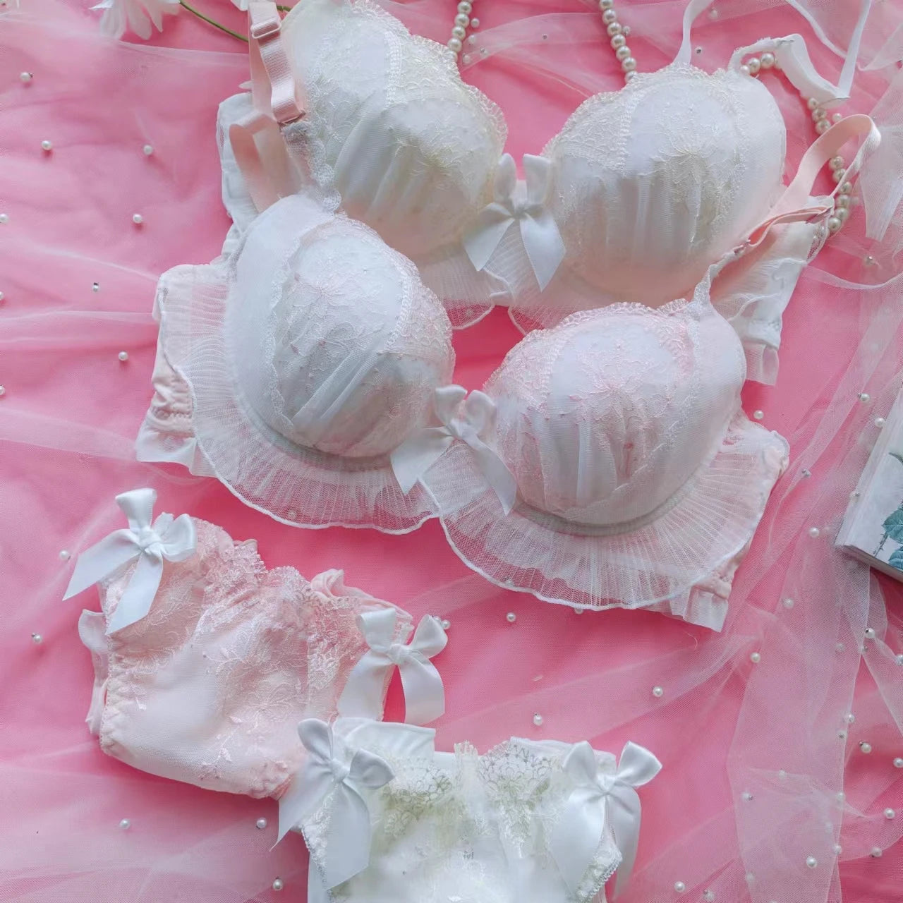 Embroidery thin section ruffled underwear girls sweet and lovely lingerie breifs sets three buckle gathered ladies bra set