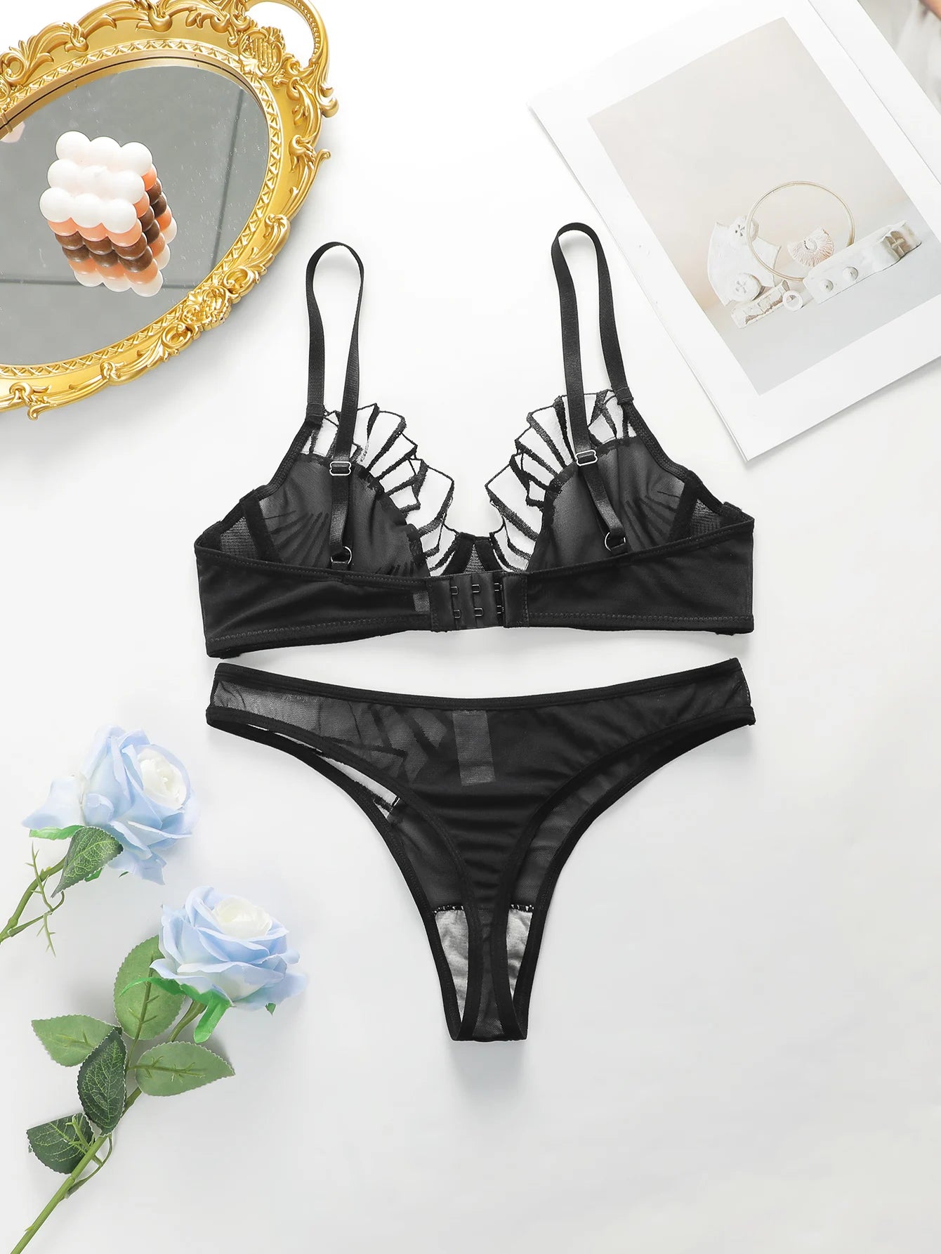 Beautiful Women's Pink and Black brassiere Lace Sexy Lingerie Set Pull Up Bra 2024 New fashionable Women's Clothing