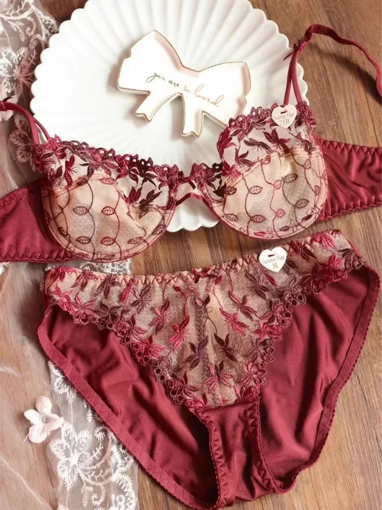 BANERDANNI Victorian Style Plus Size Red Lace Bra Set Sexy Underwire Support for Big Breasts Women's Elegant Lingerie Bow Design