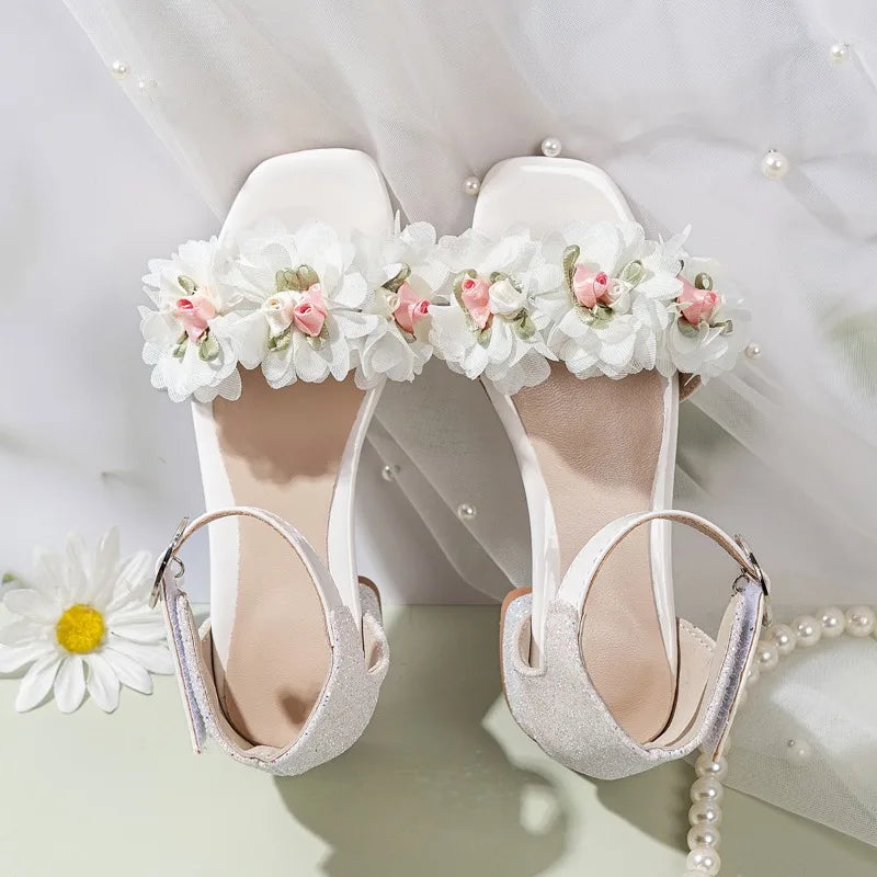 2026 Summer Kids Elegant Sandals New Sequins Girls Catwalk Shoes for Wedding Party Fashion Flower Children's Princess High Heels
