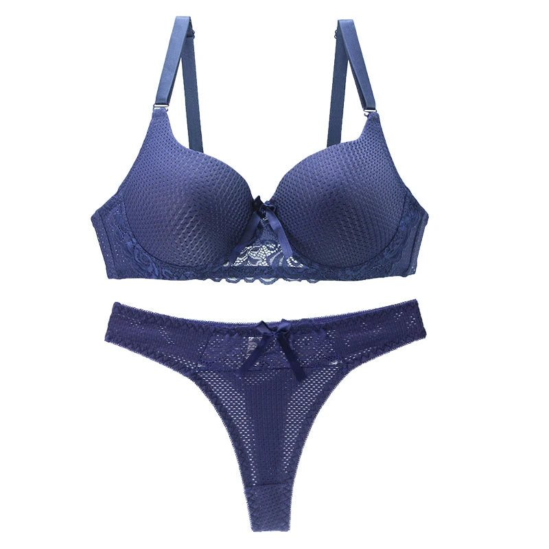 2024 New Sexy Underwear Thong Ladies Underwire Lace Lingerie Cover Solid Color Large Size Hook Eye Women Bra Sets