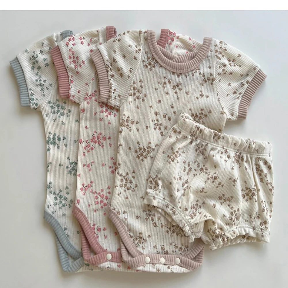 TZ2432 New Korean Baby Flower Short Sleeved Set for Women's Baby Thin Cotton Soft Home Short Sleeved Shorts Two Piece Set