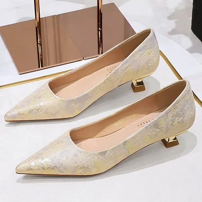 BIGTREE Shoes 3 CM Floral Cloth Surface Kitten Heels Women Shoes Sweet Fashion Low Heel Ladies Shoes Pointed Toe Women Pumps