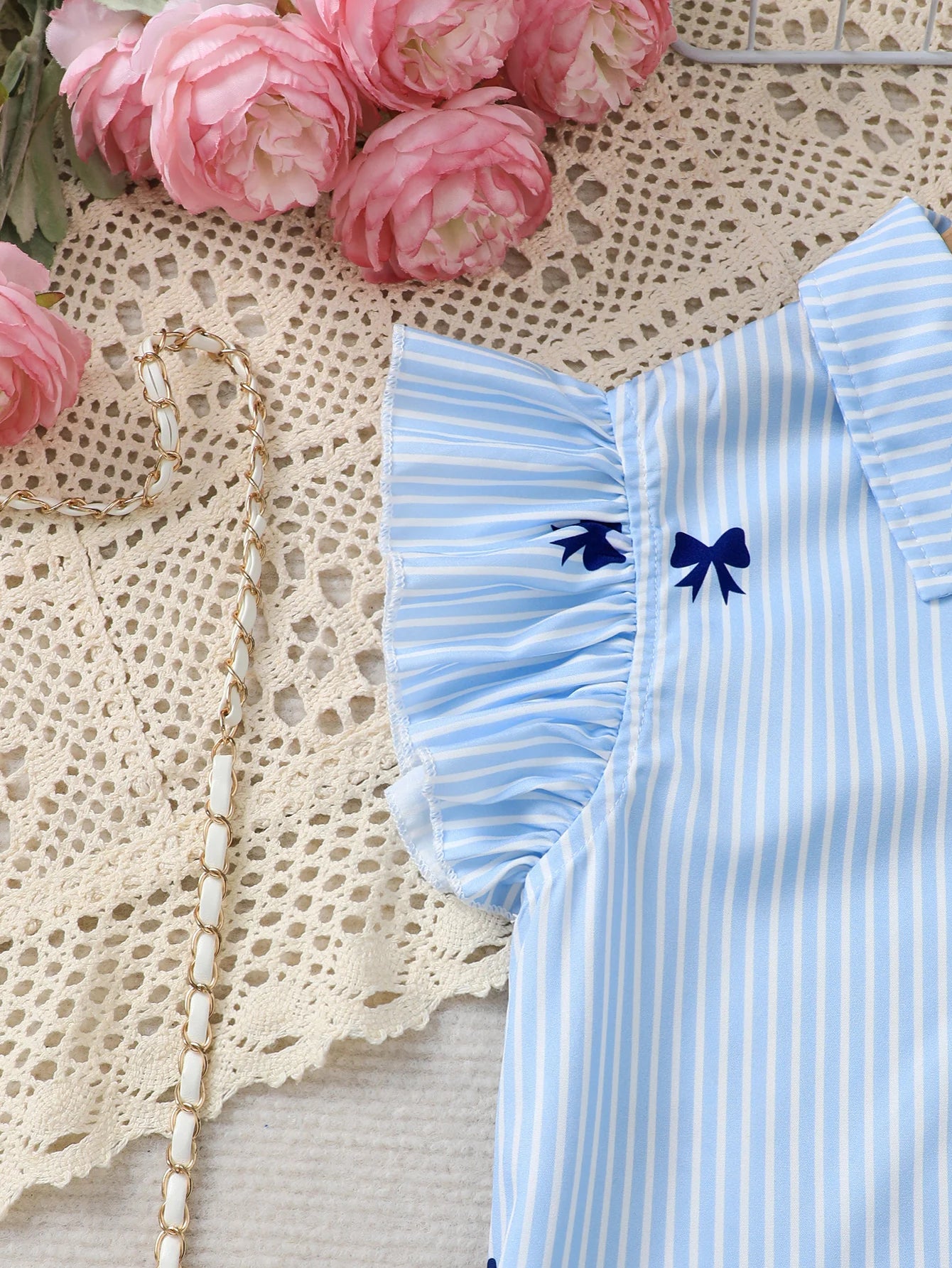 Girls' Preppy Style 2-Piece Set with Fashionable Bow-Tie Striped Shirt And Pantsuit Suitable for Daily Commute