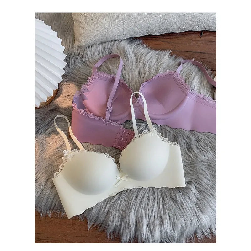 Hot Selling Ladies Push Up Bra Set Seamless Wireless Support Anti-Sagging Comfort Lingerie S-XL for Young Women Soft Daily Wear