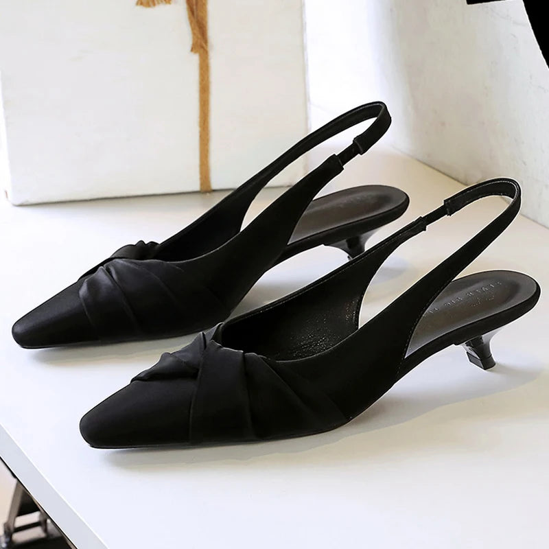 BIGTREE Shoes 3 cm Low Heeled Women's Shoes Bowknot Pleated Women Pumps Hollow Out Hook Strap Ladies' Low Heeled Sandals Summer