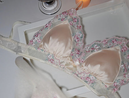 MOYISU Girls French Bra Thin Triangle Cup Purple Embroidery Light Luxury Silk Sexy Pure Desire Lace Underwear Set