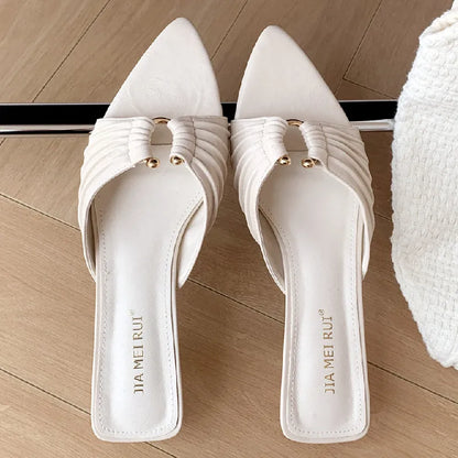 Pointed Toe Metal Decoration Pleated Women Sandals Summer Fashion Open Toe Thin Heel Slide Sandals Simple Comfort Designer Shoes