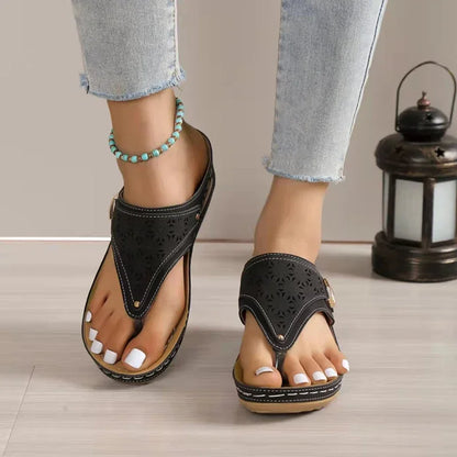 Summer Women's Wedge Sandals 2026 Clip Toe Orthopedic Arch Support Sandals Woman Pu Leather Non-Slip Soft Platform Flip Flops