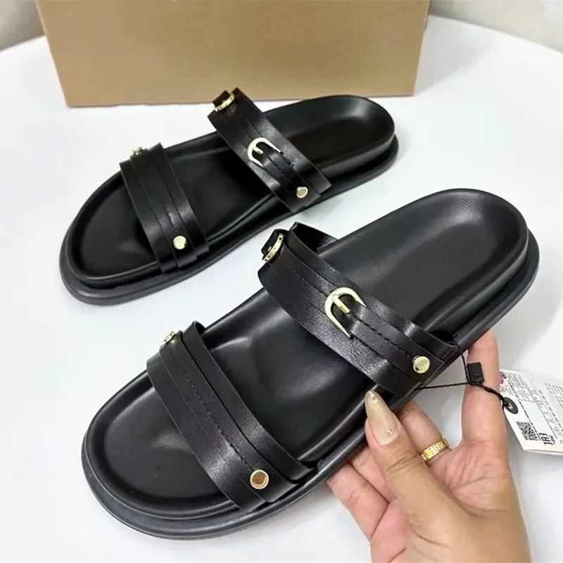 Designer Metal Buckle White Flat Sandals Women Summer Comfortable Non-slip Slide Sandals Soft Bottom Flip-flops Beach Slippers