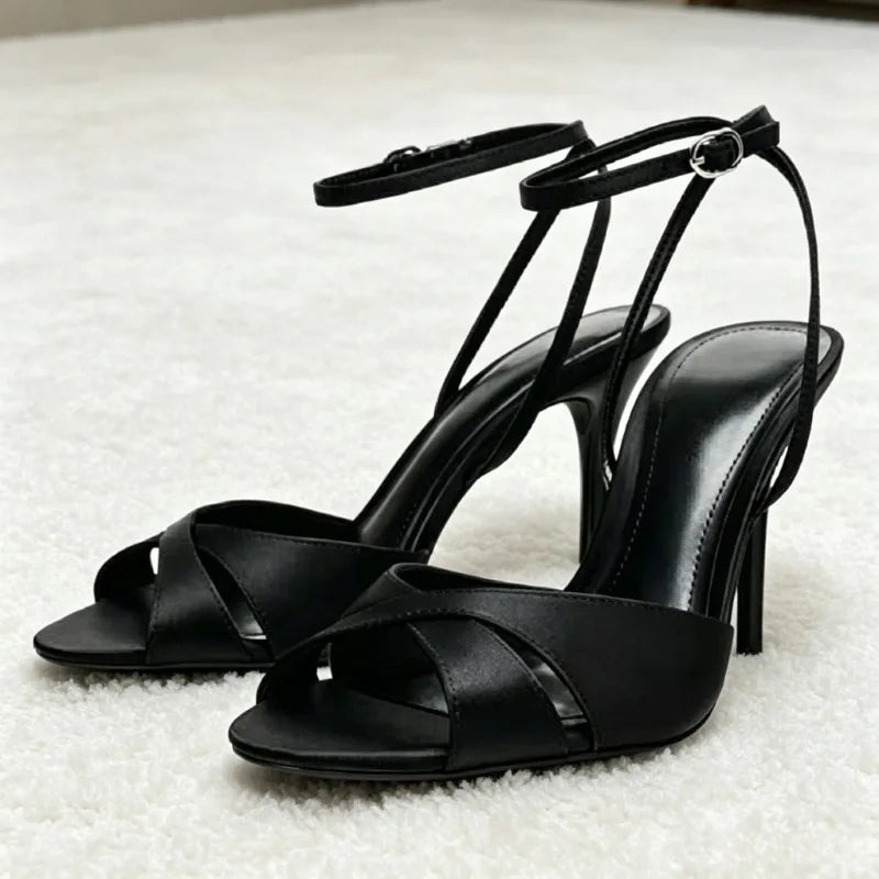 Unique Metalized Pattern Cross Tied Heel Sandals for Women Fashion Ankle Strap Buckle Open Toe Heels Luxury Brand Designer Shoes