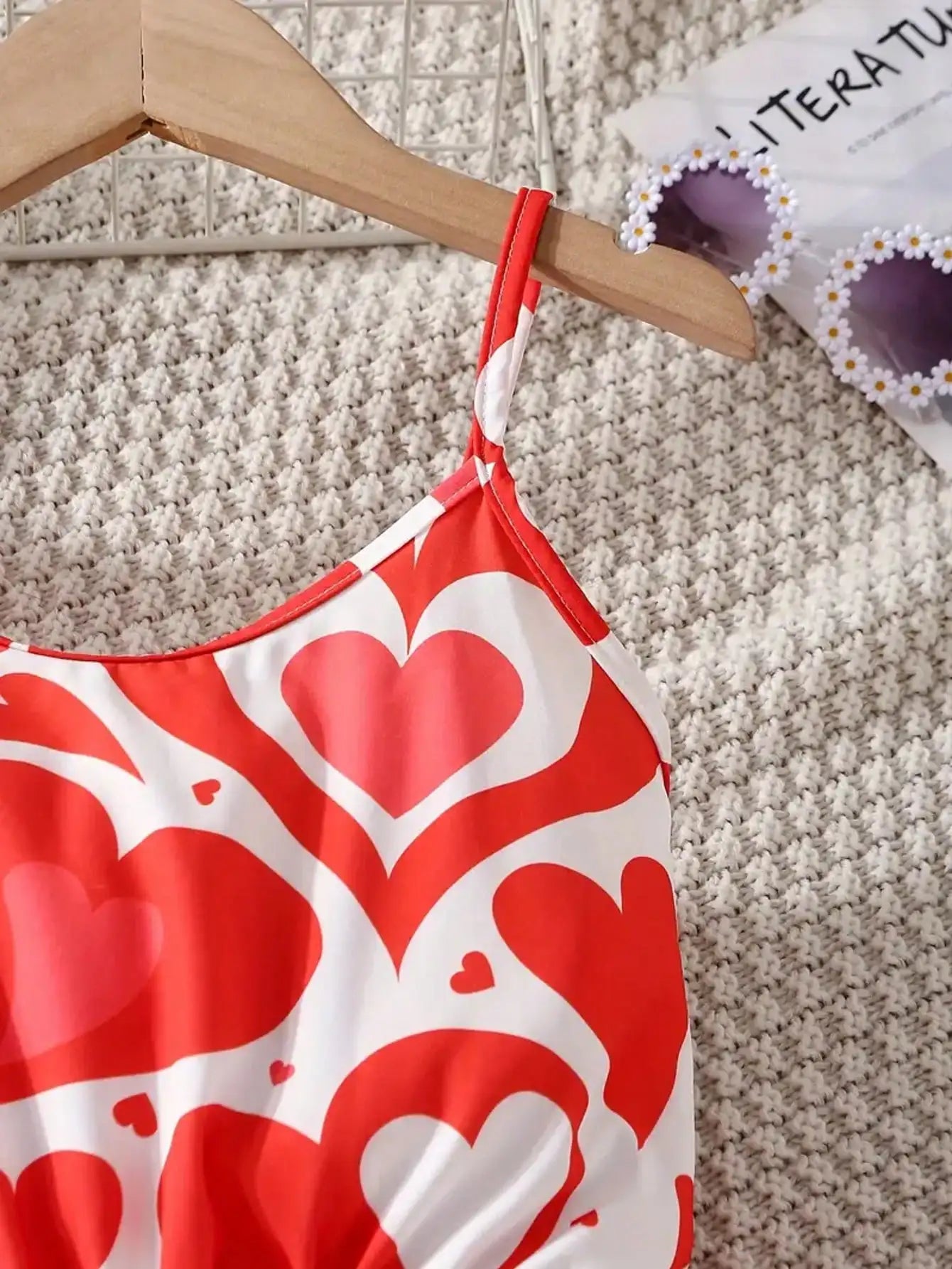 Summer Casual Style Girls' Heart-Shaped Printed Round Neck Sleeveless Camisole Dress, Mid Length Skirt