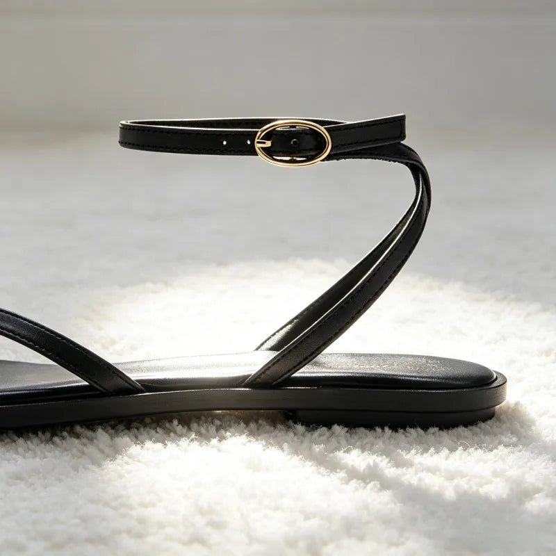 Unique Metal Detail Flat Sandals for Women Fashion Ankle Straps Buckle Designer Shoes 2026 Summer Sexy Clip Toe Beach Flip-flops